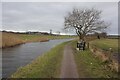 Bridgewater canal towards Moorefield Bridge