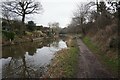 Macclesfield Canal towards bridge #34