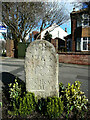 Guide stone on King Lane, Alwoodley