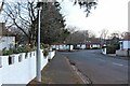 Noddleburn Road meets Barr Crescent