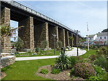 SW5537 : Viaduct, Hayle by Chris Allen