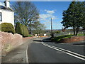 Mounting block near Cliff House, Painthorpe Lane