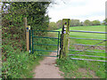 SU7291 : Gate on Oxfordshire and Chiltern Way footpaths by David Hawgood