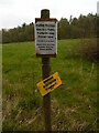 TQ0098 : Polite Notice on wooden post near Walk Wood by David Hillas