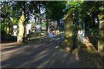 SE1823 : Liversedge Cemetery Gates, Clough Lane, Liversedge by habiloid