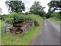 Hen stand laeth / Old milk stand