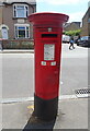 George VI postbox on Dartford Road