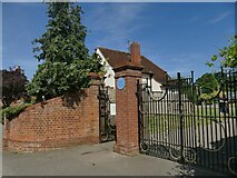 ST9173 : South-east gates to John Coles Park by Stephen Craven