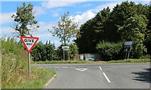 SE5360 : Road Junction at Brickyard Cottages by Chris Heaton