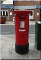 Elizabeth II postbox on High Street, Camberley