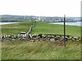 Field wall above the Knowe of Grindiscol