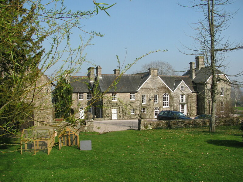 Argoed at Pentwyn © David M Clark :: Geograph Britain and Ireland