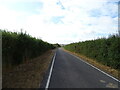 TQ6383 : Parker's Farm Road by JThomas