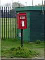 Elizabeth II postbox on Hamble Lane