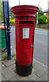 Elizabeth II postbox on Victoria Road