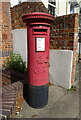 George V postbox on St Cross Road