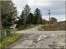 NH6393 : Junction on minor road to  Migdale by Dave Thompson