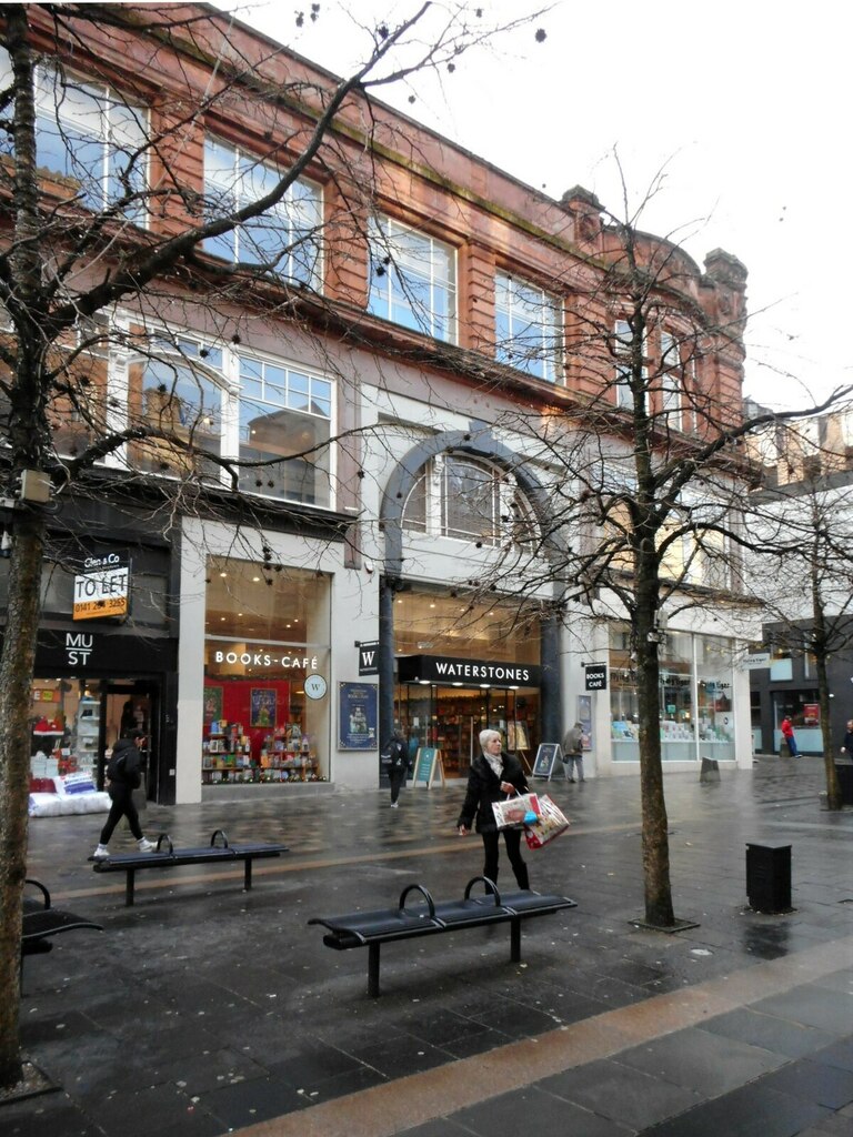 Waterstones, Sauchiehall Street © Richard Sutcliffe :: Geograph Britain ...