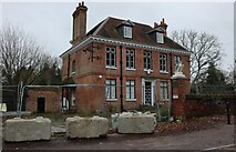 TQ5793 : Derelict pub in South Weald by David Howard