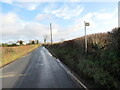 SN3020 : Llwybr yn gadael yr heol / Path exits the road by Alan Richards