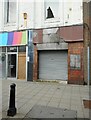 Empty shop on High Street