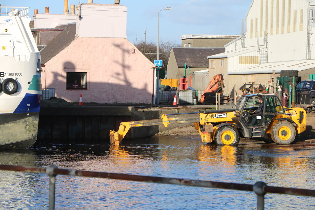 just-a-little-push-billy-mccrorie-geograph-britain-and-ireland