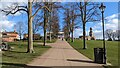 Avenue looking towards the Quarry swimming pool