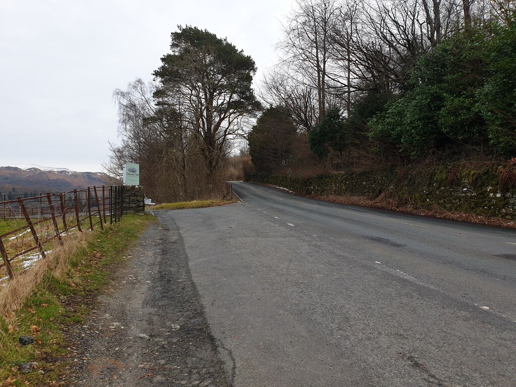 lay-by-off-a593-oscar-taylor-geograph-britain-and-ireland