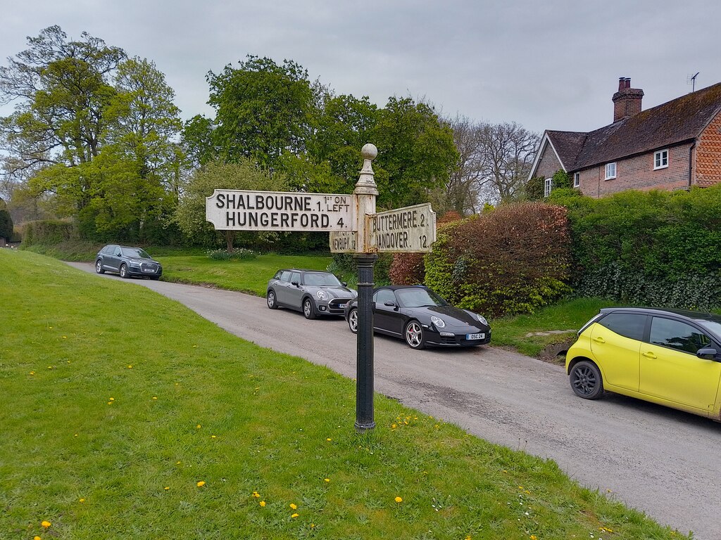 Ham Village Green Signpost [3] © Oscar Taylor Geograph Britain And