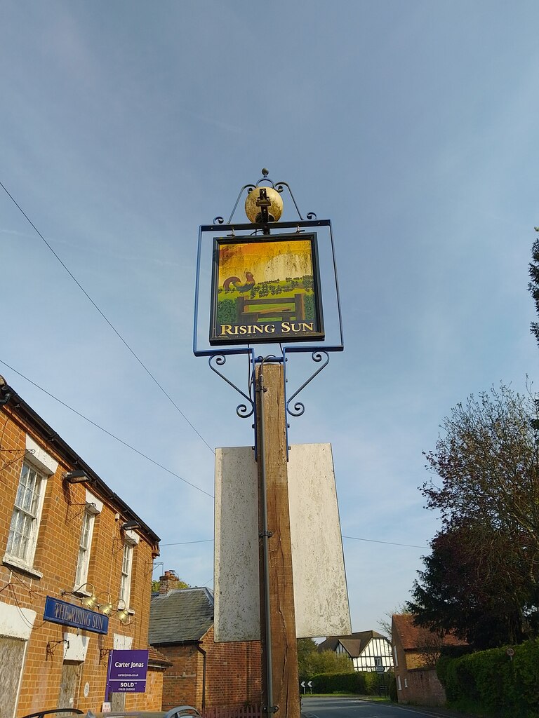 the-rising-sun-sign-stockcross-oscar-taylor-geograph-britain-and-ireland