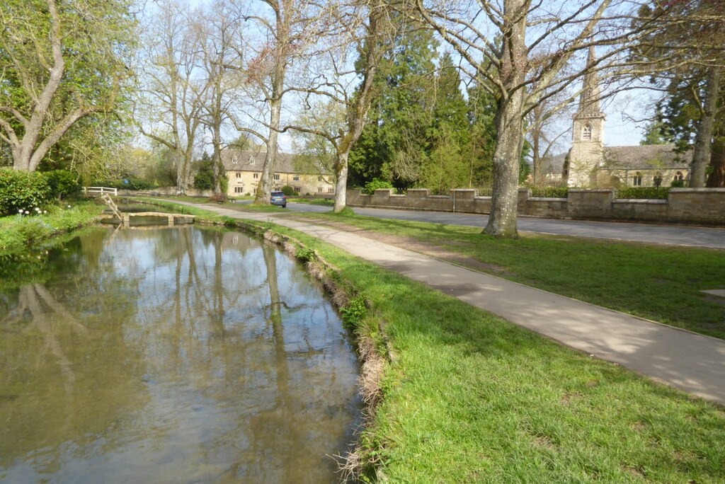 Lower Slaughter © Philip Halling Geograph Britain and Ireland