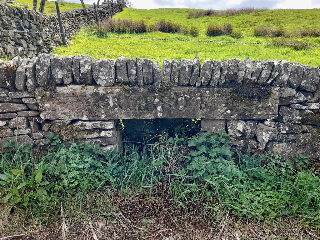 inscribed-stone-in-a-wall-ian-calderwood-geograph-britain-and-ireland