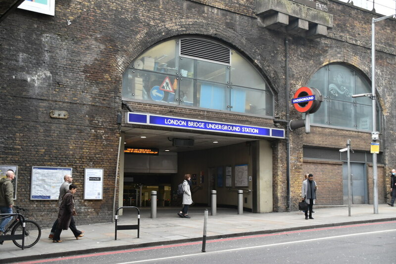 london-bridge-underground-station-n-chadwick-geograph-britain-and