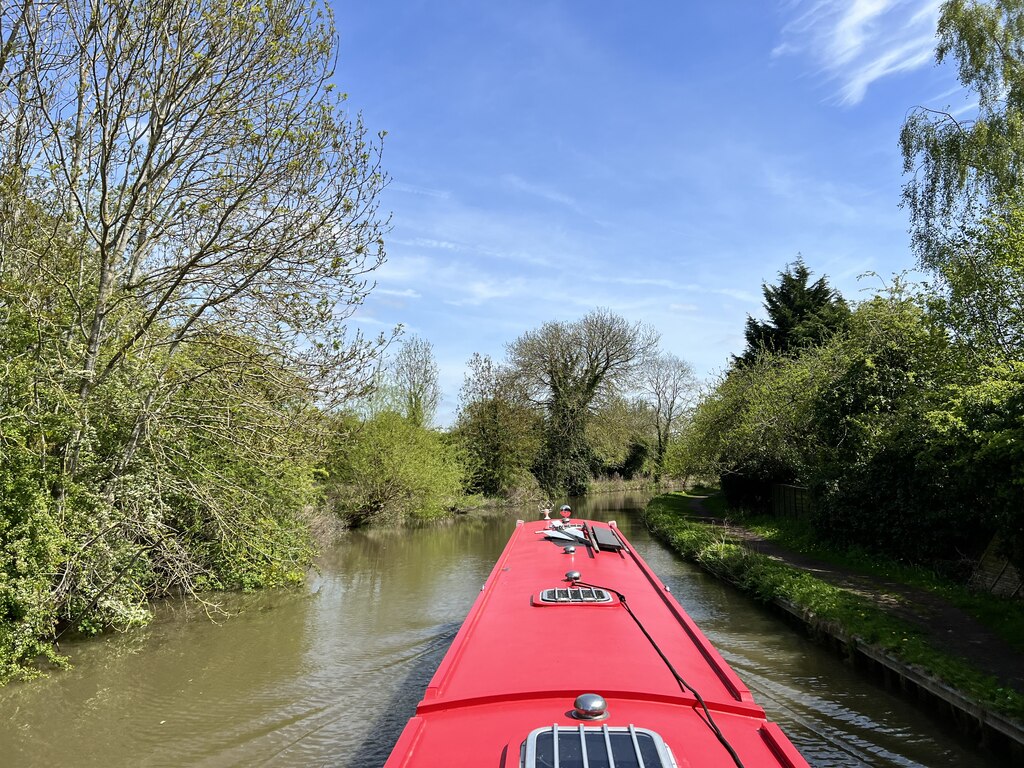 Oxford Canal © Andrew Abbott Geograph Britain and Ireland