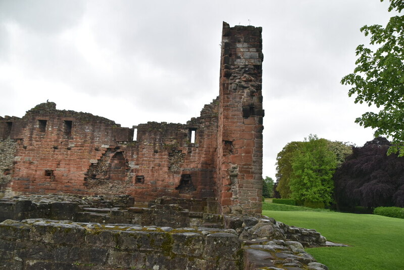 penrith-castle-n-chadwick-geograph-britain-and-ireland