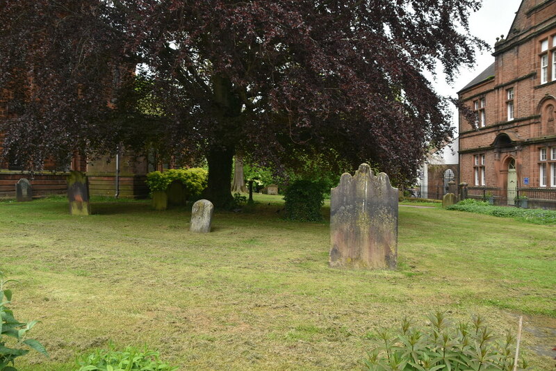 Graves Church Of St Andrew © N Chadwick Geograph Britain And Ireland 3771