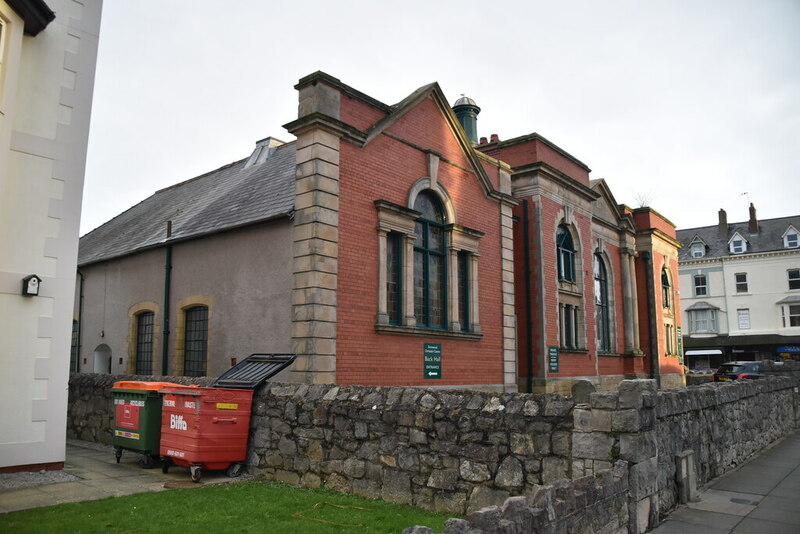 central-hall-n-chadwick-geograph-britain-and-ireland