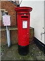 Elizabeth II postbox on Orwell Place