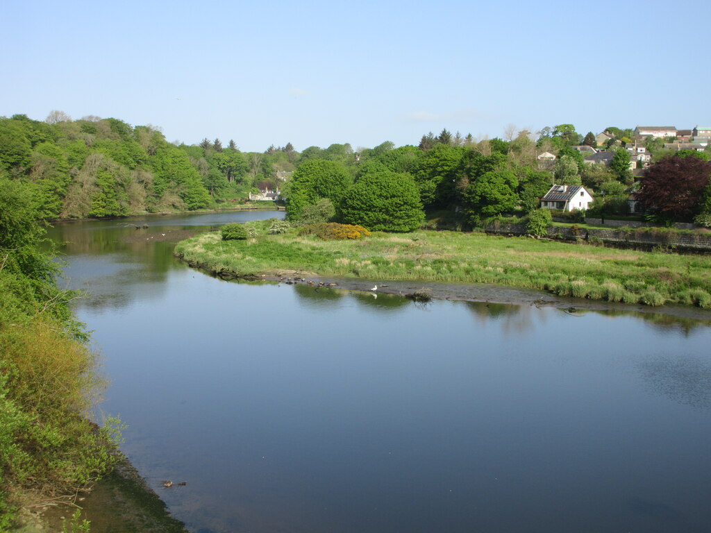 River Don © Scott Cormie :: Geograph Britain and Ireland