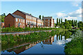 Staffordshire and Worcestershire Canal approaching Kidderminster