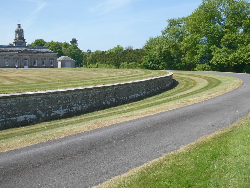 Haha in front of Hopetoun House © Oliver Dixon Geograph Britain and