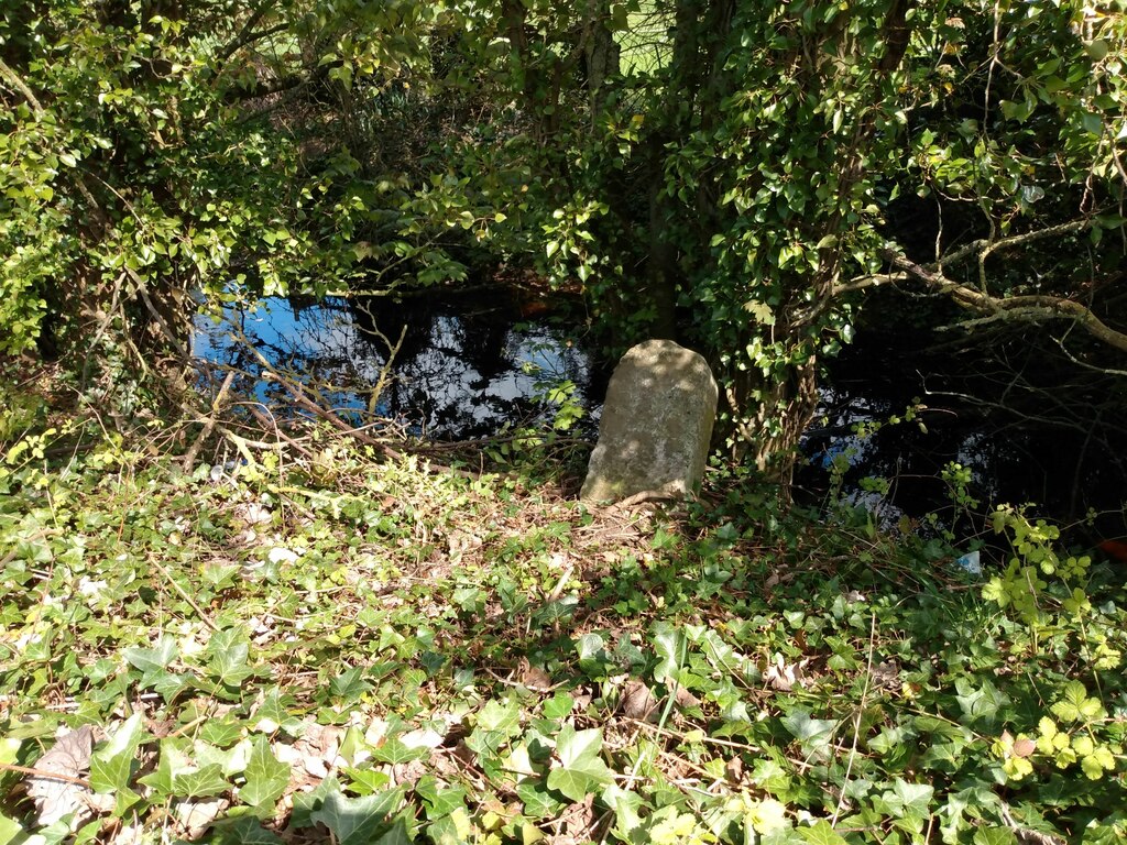 old-milestone-by-shepherdsgate-road-hilary-jones-geograph