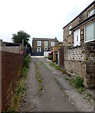 SE2225 : An alley off White Lee Road, Batley by habiloid