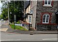 Bilingual name sign on a Llantarnam corner, Cwmbran