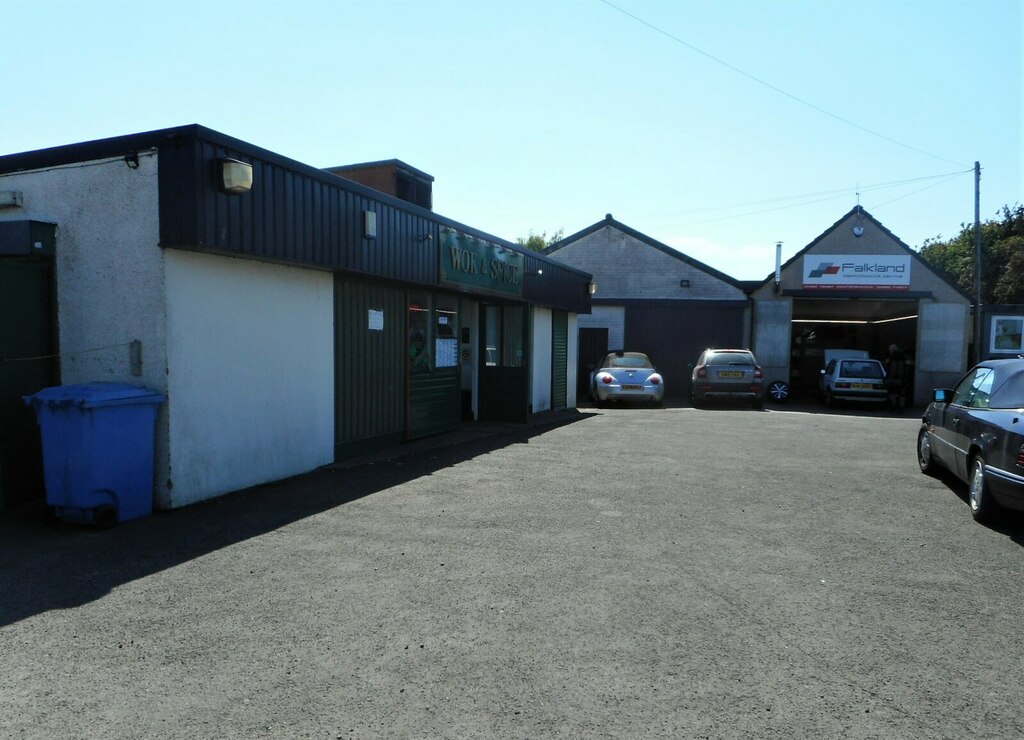 business-premises-st-monans-richard-sutcliffe-geograph-britain