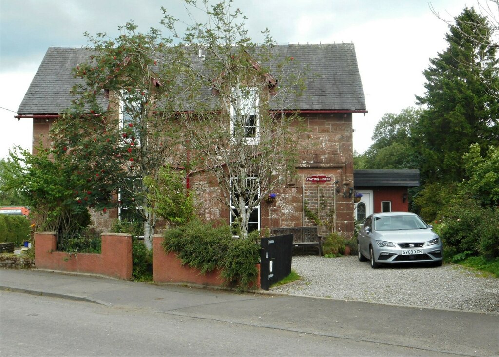 Station House © Richard Sutcliffe Geograph Britain and Ireland