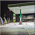 ST3091 : October 3rd 2023 BP fuel prices, Malpas Road, Newport by Jaggery