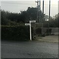 Old Direction Sign - Signpost by North Road in Whitemoor