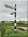 Direction Sign - Signpost south of Great Orton