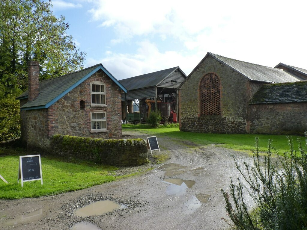 Manor Farm, Brampton Bryan,... © Jeff Gogarty :: Geograph Britain and ...